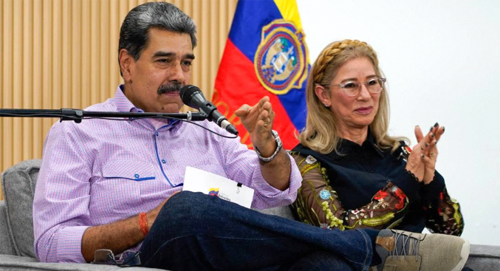 Nicolas Maduro y su esposa