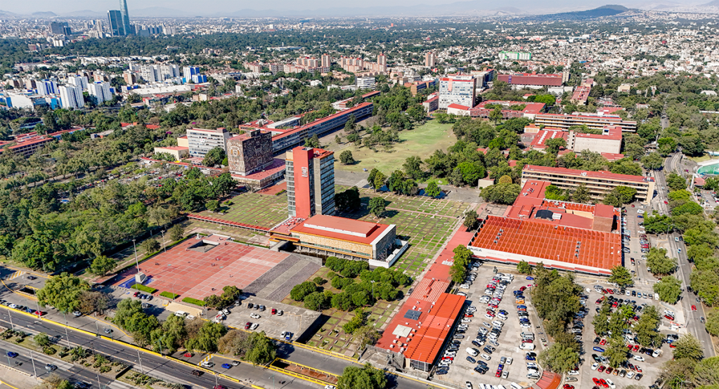 Toma aérea de la Zona de Rectoría y las Islas de la UNAM, 2026.